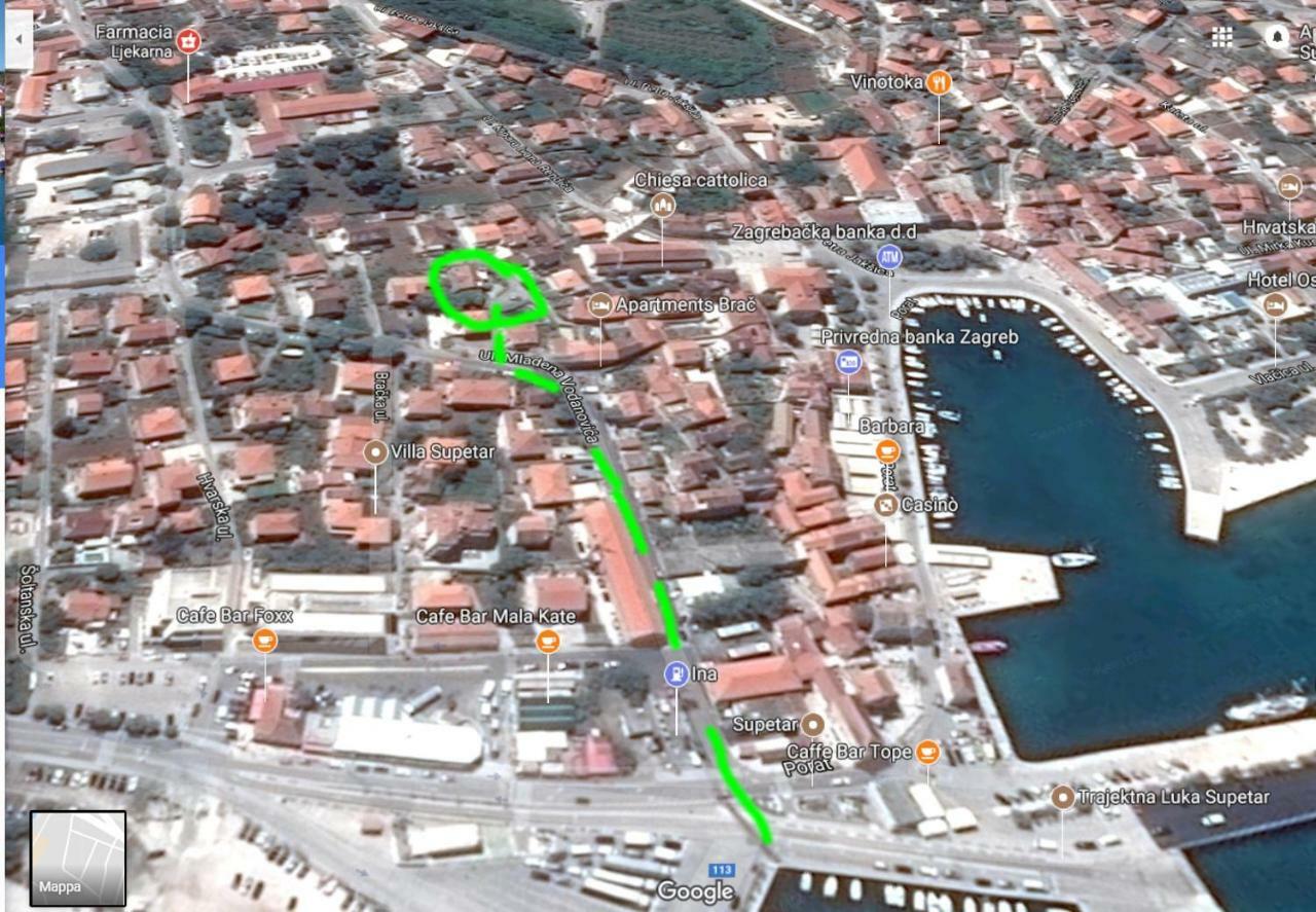 Apartman Mladenka Supetar Exteriér fotografie